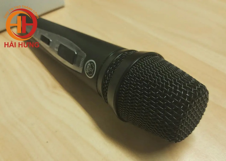 Mẫu cực cardioid đảm bảo độ lợi tối đa trước phản hồi và giúp giọng hát trong suốt