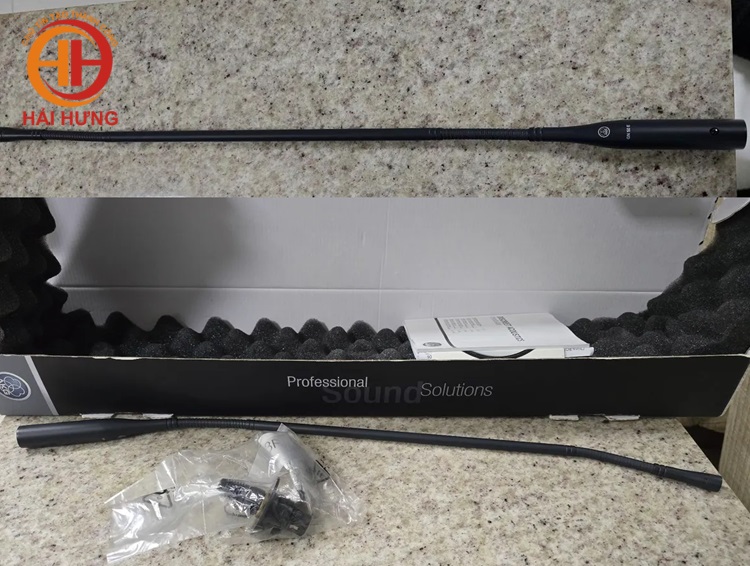 Bên trong hộp sản phẩm AKG GN50E
