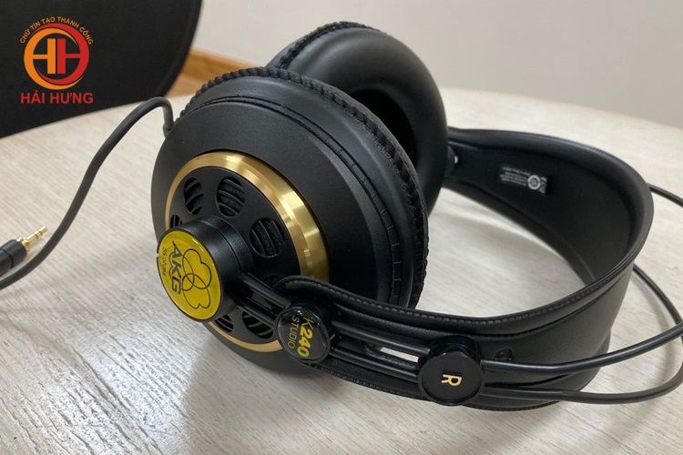 Tai nghe phòng thu chuyên nghiệp AKG K240 Studio