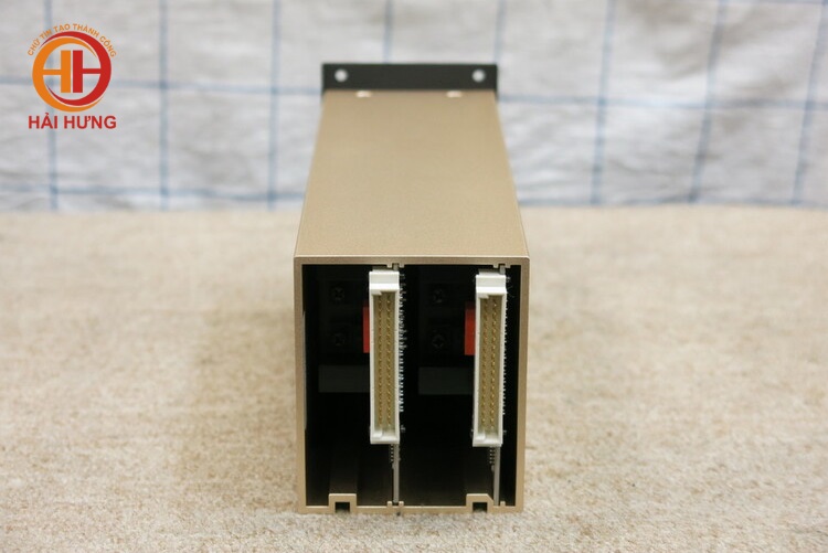 Bộ cân bằng tín hiệu âm thanh phono Accuphase AD-2850