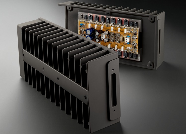 Ampli công suất Accuphase A-48