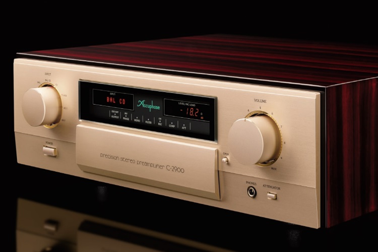 Pre-ampli Accuphase C-2900