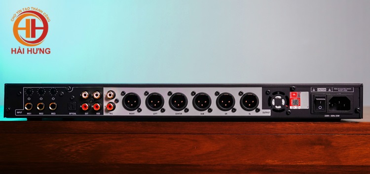 KX190 tương thích đầu vào mức cao dành cho DJ và âm thanh điện tử